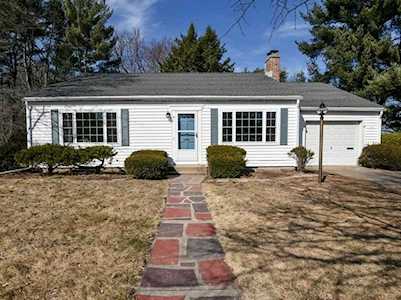 15 Vadnais St Holyoke, MA 01040