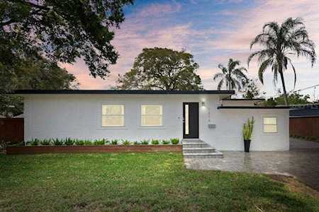 1216 N Bumby Avenue Orlando, FL 32803