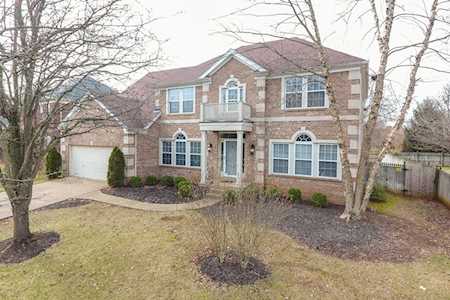 3702 Wynbrooke Cir Louisville, KY 40241