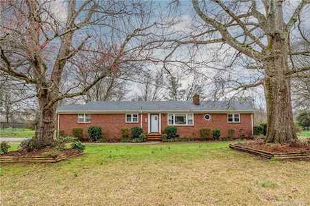 161 Coulwood Dr Charlotte, NC 28214
