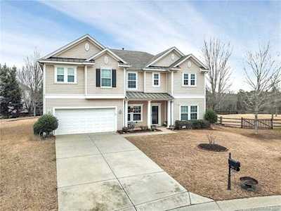 717 Sandy Green Ct Fort Mill, SC 29715