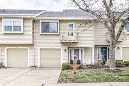 35 Rue De Paix Lake St Louis, MO 63367