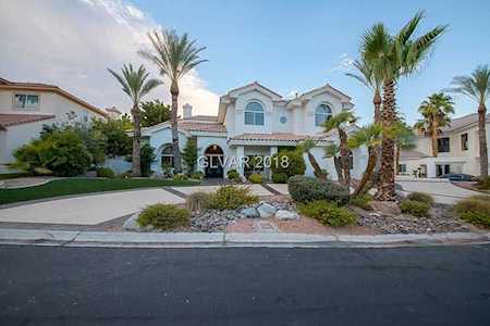 8104 Tiara Cove Circle Las Vegas, NV 89128