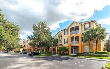 8660 Buccilli Drive #206 Orlando, FL 32829