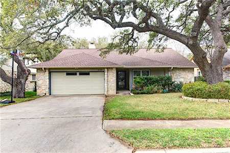 6308 Steer Trl Austin, TX 78749