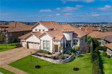 206 Antigua Way Austin, TX 78738