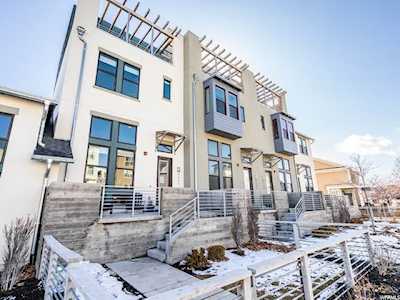 4561 W Daybreak Rim S Way South Jordan, UT 84009