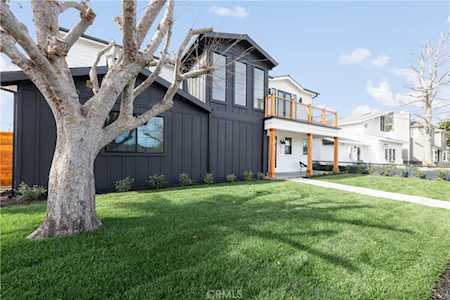 477 Magnolia Street Costa Mesa, CA 92627
