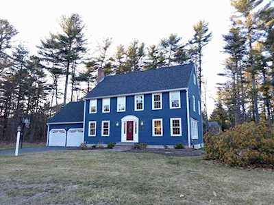 33 Robin Rd Norfolk, MA 02056