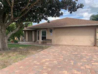 1063 Beckstrom Drive Oviedo, FL 32765
