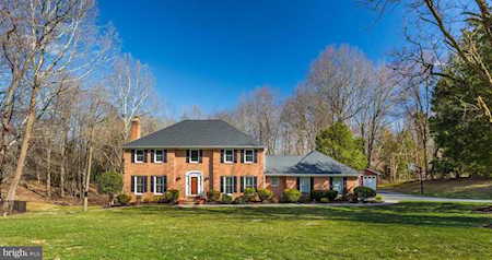 13701 Esworthy Rd Germantown, MD 20874