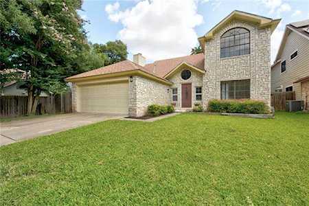 2010 Cervin Blvd Austin, TX 78728