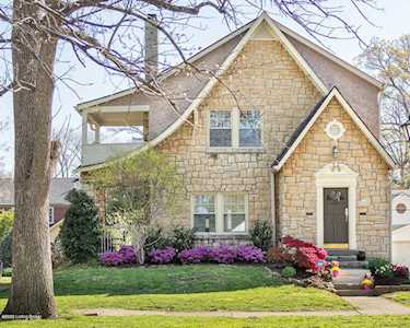 2413 Broadmeade Rd Louisville, KY 40205