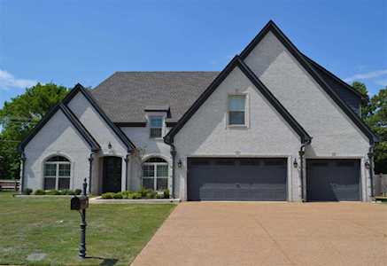 30 Pine Valley Dr Oakland, TN 38060
