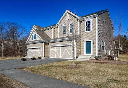 10 Wayside Dr #10 Hopkinton, MA 01748