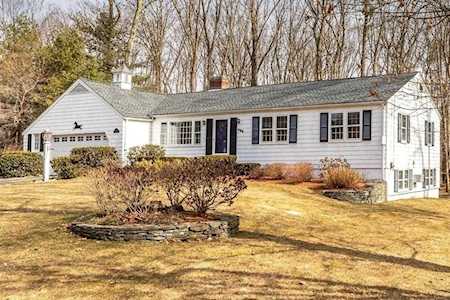 1 Chestnut Hill Rd Chelmsford, MA 01824