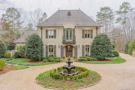 324 Auckland Ln Matthews, NC 28104