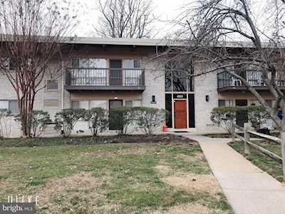 4933 Americana Dr #G Annandale, VA 22003