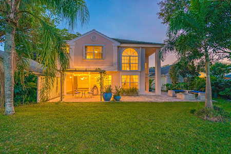 93 Admirals Court Palm Beach Gardens, FL 33418