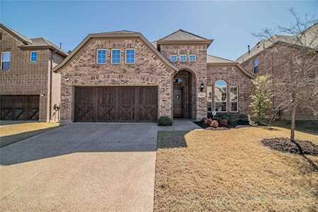 1724 Seminole Lane Lantana, TX 76226