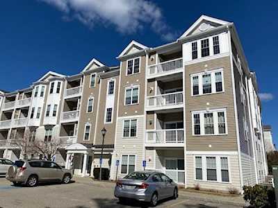 132 Clocktower Drive #108 Waltham, MA 02452