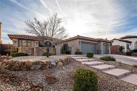8261 Bella Famiglia Ave Las Vegas, NV 89178