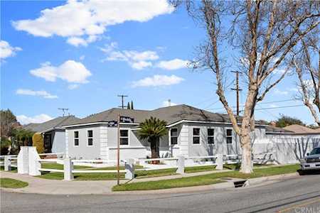 6000 Fidler Avenue Lakewood, CA 90712