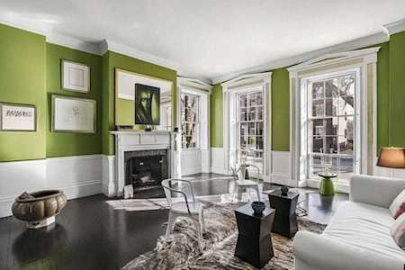 38 Chestnut St Salem, MA 01970