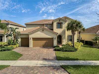 12137 Aztec Rose Lane #4B Orlando, FL 32827