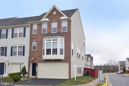 25425 Elm Terrace Aldie, VA 20105