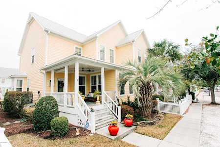 233 Silver Sloop Way Carolina Beach, NC 28428