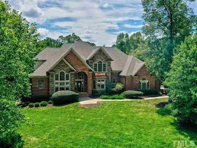 1612 Sharnbrook Court Raleigh, NC 27614