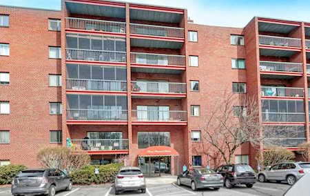 3 Summit Drive #26 Reading, MA 01867