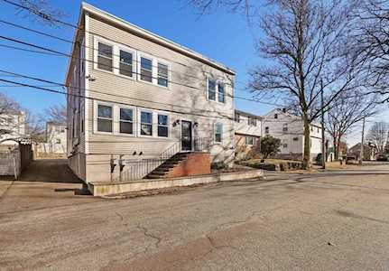 132 Sylvia St #2 Arlington, MA 02476