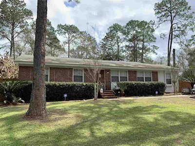 1802 Ivan Drive Tallahassee, FL 32303