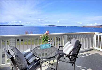 1810 Commercial St Steilacoom, WA 98388