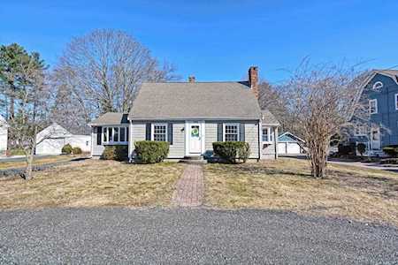 148 Fisher St Walpole, MA 02081