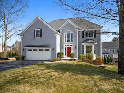 32 Pheasant Hollow Rd Natick, MA 01760