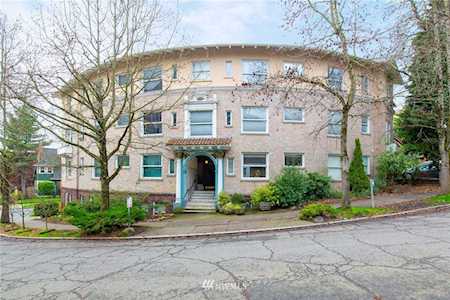 606 E Thomas St #D Seattle, WA 98102