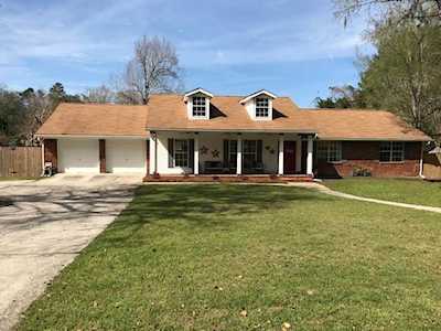 2882 Royal Oaks Drive Tallahassee, FL 32309