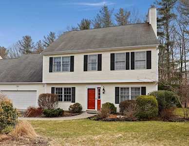 16 Magpie Cir #16 Walpole, MA 02081