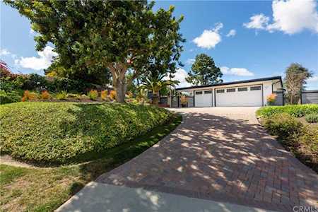 9 Sunnyfield Drive Rolling Hills Estates, CA 90274