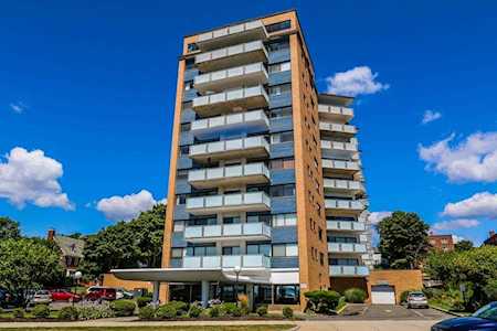 300 Lynn Shore Drive #1011 Lynn, MA 01902
