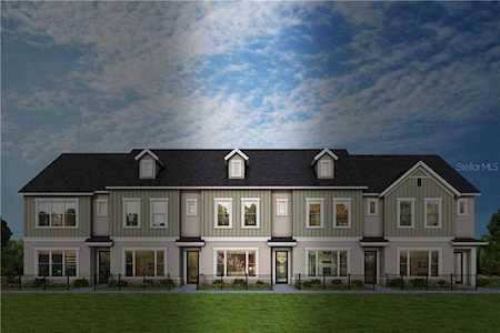 935 Wild Date Ln #18 Lake Mary, FL 32746