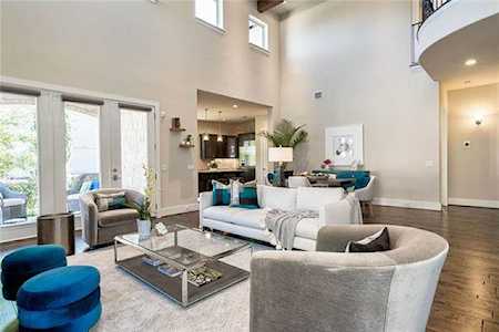 4501 Westlake Dr #27 Austin, TX 78746