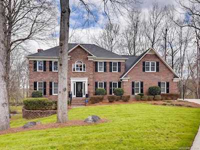 1406 NW Chadmore Ln Concord, NC 28027