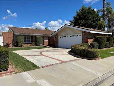 1722 New Hampshire Drive Costa Mesa, CA 92626