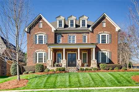 1005 Sultana Ln Matthews, NC 28104