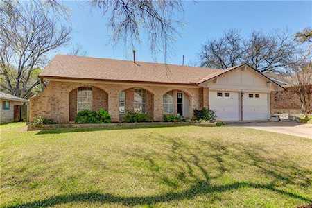 7207 Chuck Wagon Trl Austin, TX 78749