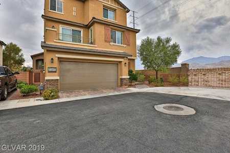 10857 Red Badge Ave Las Vegas, NV 89166